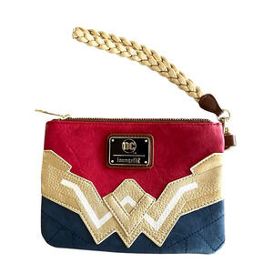 DC LOUNGEFLY Wonder Woman Gold/Red/Blue Cosplay Superhero Clutch Wristlet NWOT